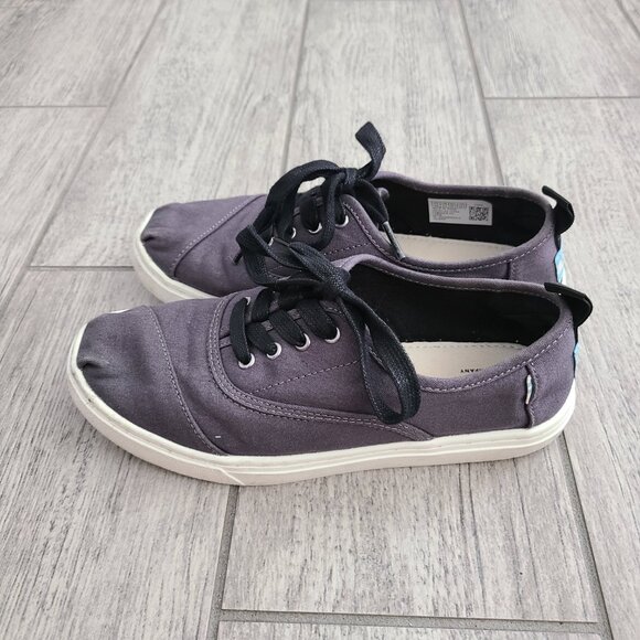 Toms youth kids lace up low top sneakers grey size 3.5 Y - Picture 4 of 11
